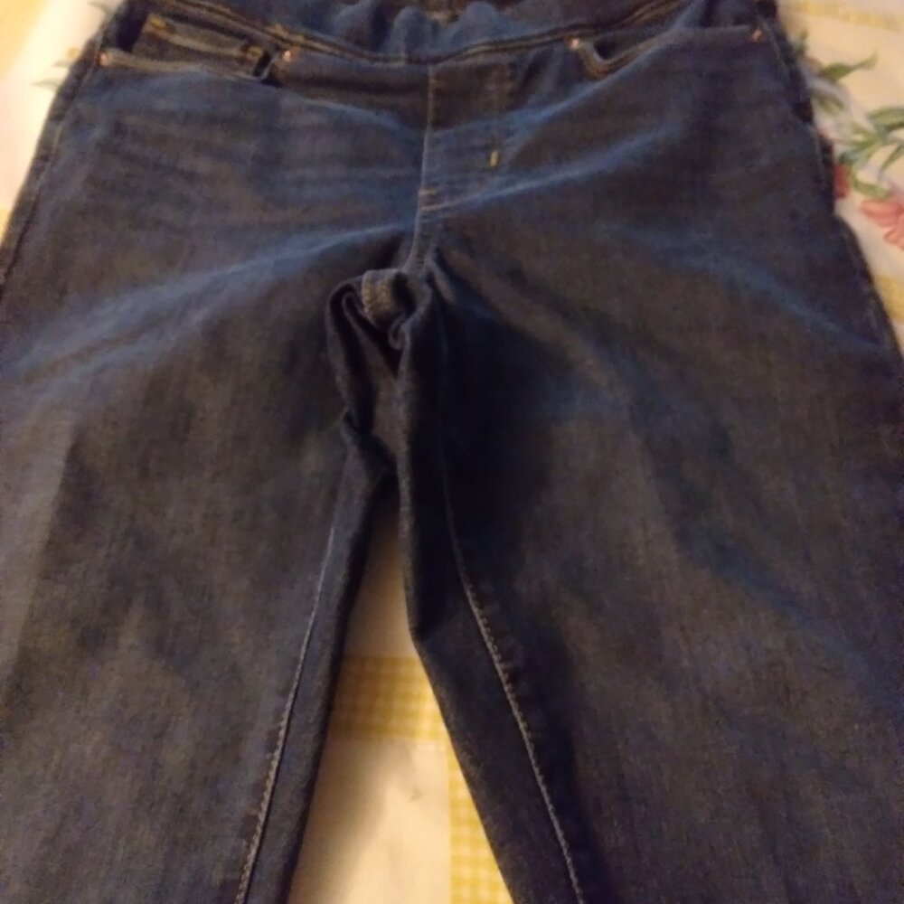 Levi's - Picture 4 of 4